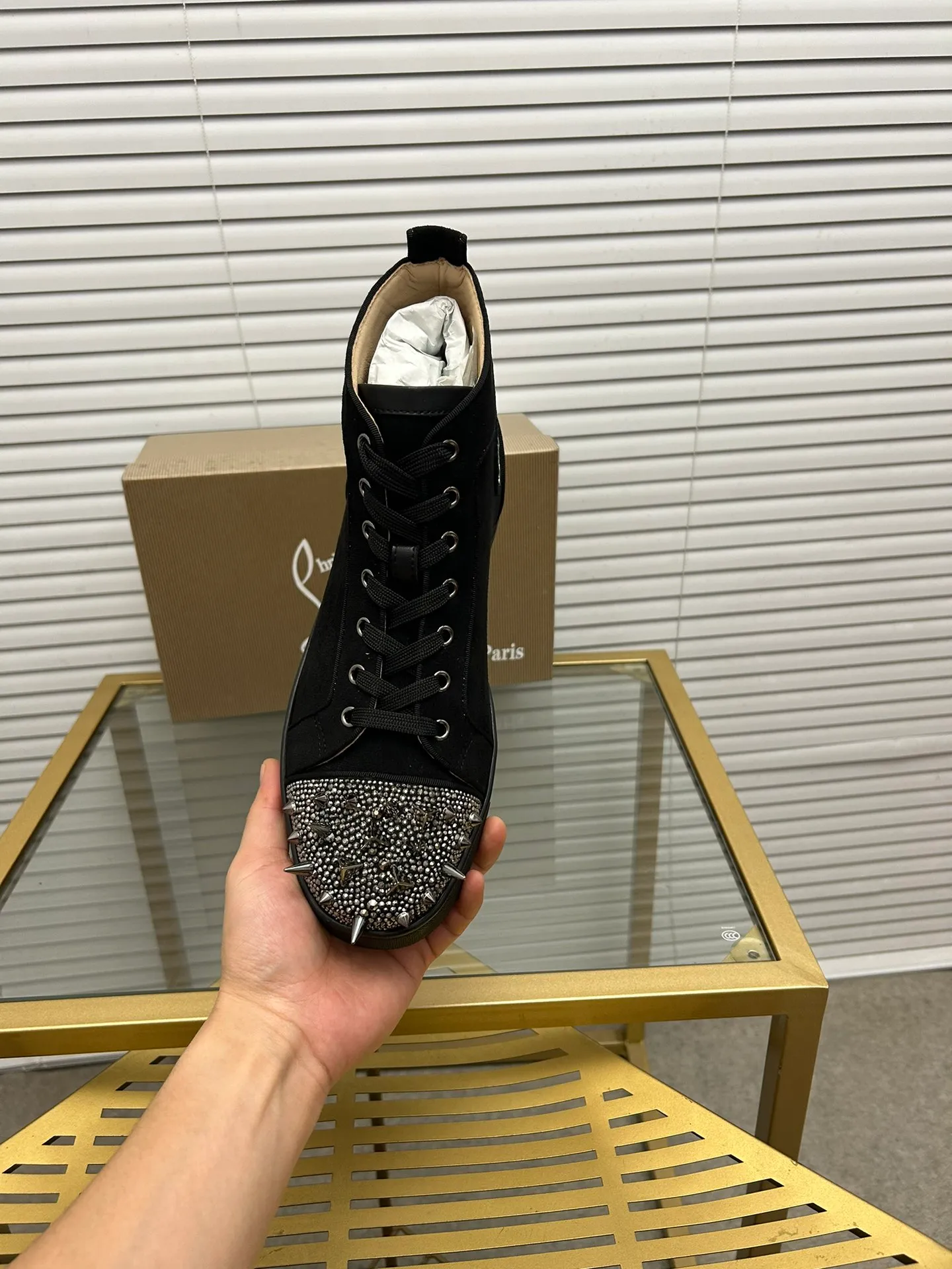 (Customized model) Ex-factory price is 540. christian louboutin (CL red sole shoes) counter series, casual sneakers for couples 📢 📢 📢 Exclusive hot style release 🎈🎈💪 Movable latex feet 👻 Finished outsole line [Proud] 😝Female 35-40# Male 38#-46, global supply😝 [Top version]: Original imported genuine leather upper, top original leather lining, original molded TPU outsole, original 1:1 detail processing, original shoe last,